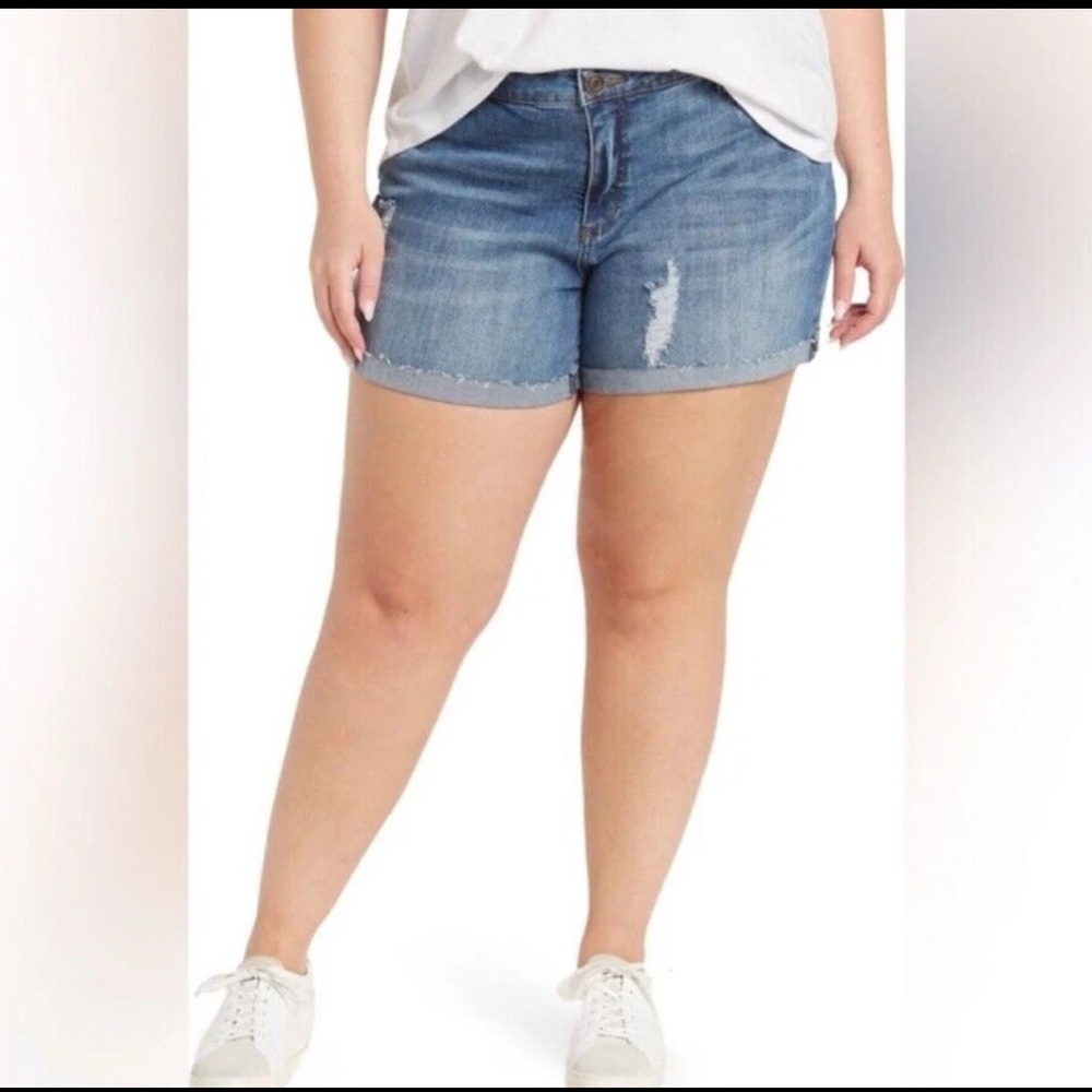 KUT From The Kloth Catherine Boyfriend Denim Short Size 18W NWT